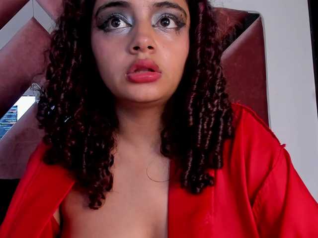 Dahlia-rossee live cam on BongaCams