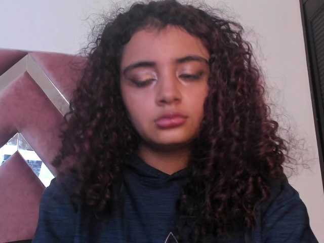 Dahlia-rossee live cam