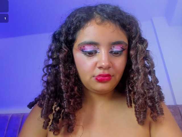 Dahlia-rossee live cam on BongaCams