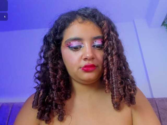 Dahlia-rossee live cam on BongaCams
