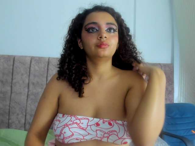 Dahlia-rossee live webcam show