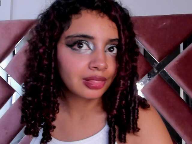 Dahlia-rossee live cam on BongaCams