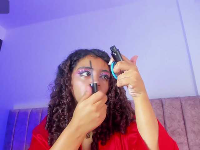 Dahlia-rossee live cam on BongaCams