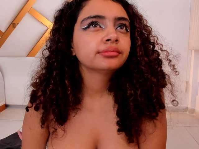 Dahlia-rossee live cam on BongaCams