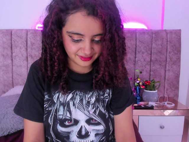 Dahlia-rossee live cam on BongaCams
