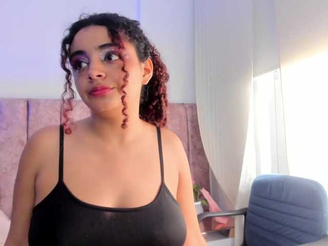 Dahlia-rossee live cam on BongaCams