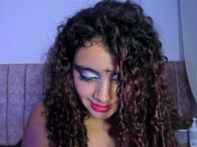 Dahlia-rossee live cam on BongaCams