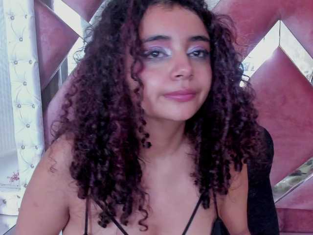 Dahlia-rossee live cam on BongaCams