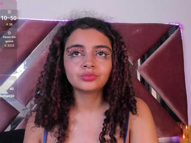 Dahlia-rossee live cam on BongaCams