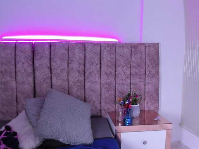 Dahlia-rossee live cam on BongaCams