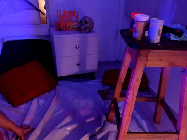 Dahlia-rossee live cam on BongaCams