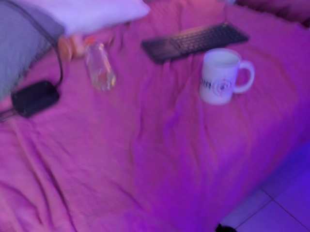 Dahlia-rossee live cam on BongaCams