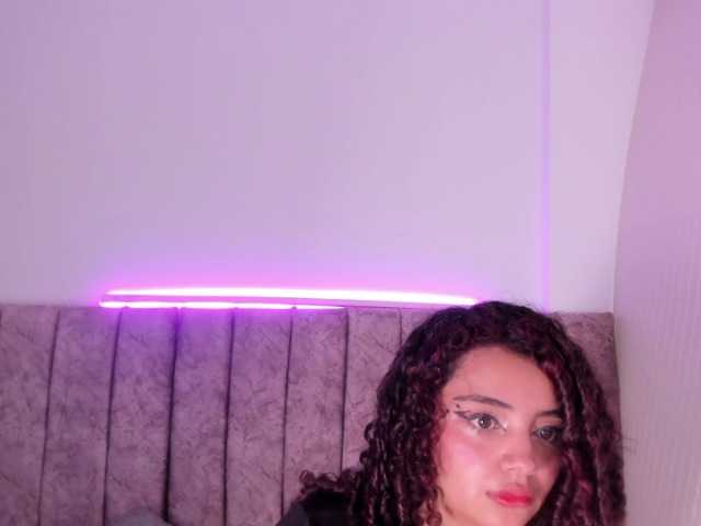 Dahlia-rossee live cam on BongaCams