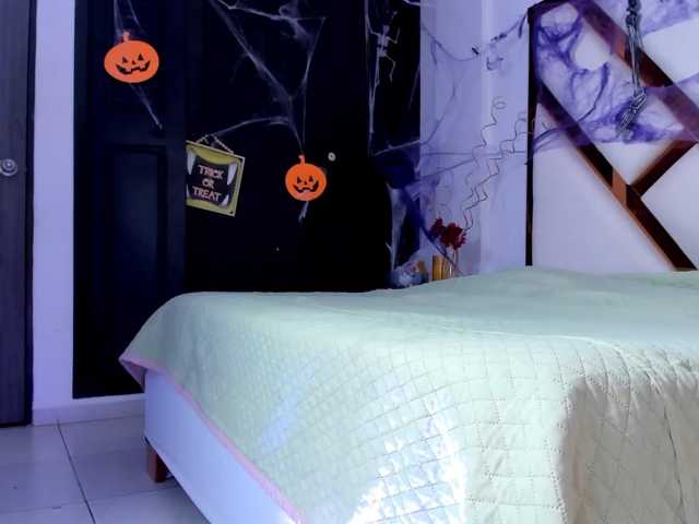 Dahlia-rossee live cam on BongaCams