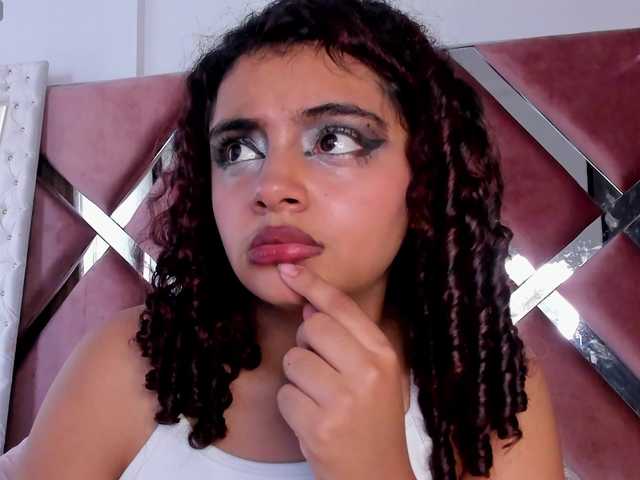 Dahlia-rossee live cam on BongaCams