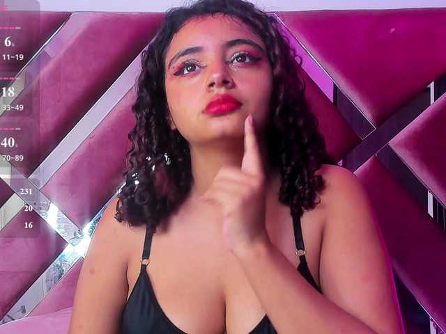 Dahlia-rossee live cam on BongaCams