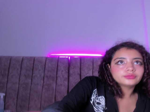 Dahlia-rossee live cam on BongaCams