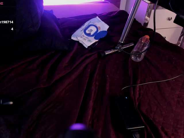 Dahlia-rossee live cam on BongaCams