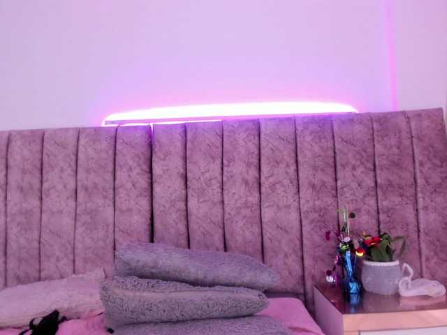 Dahlia-rossee live cam on BongaCams