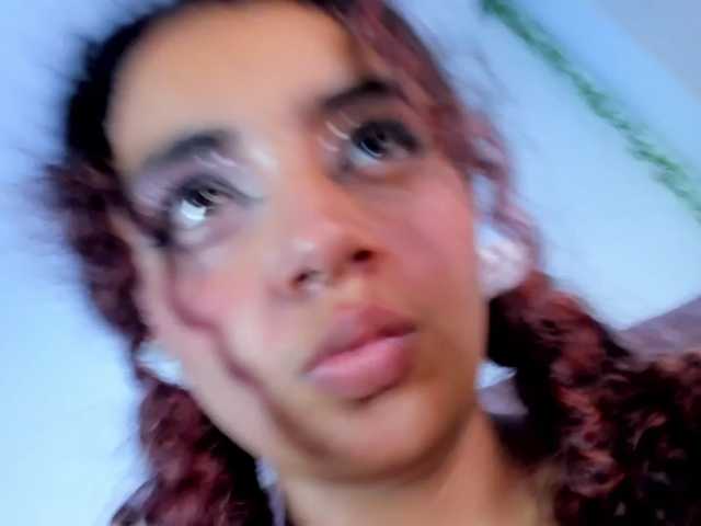 Dahlia-rossee live cam on BongaCams