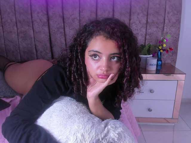 Dahlia-rossee live cam on BongaCams