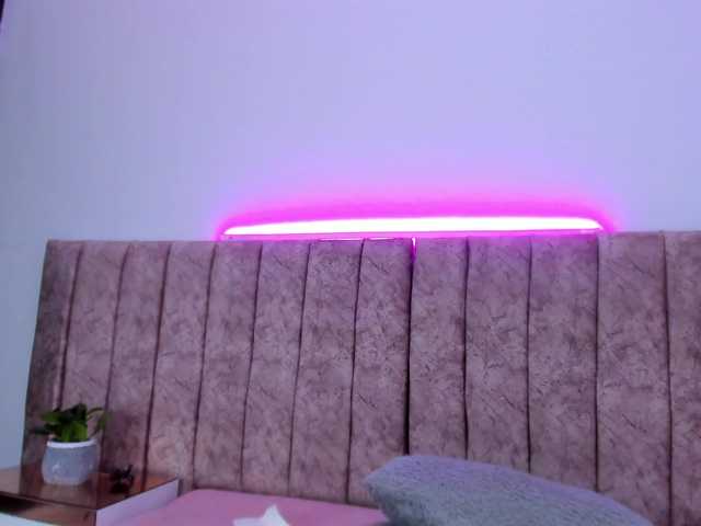 Dahlia-rossee live cam on BongaCams