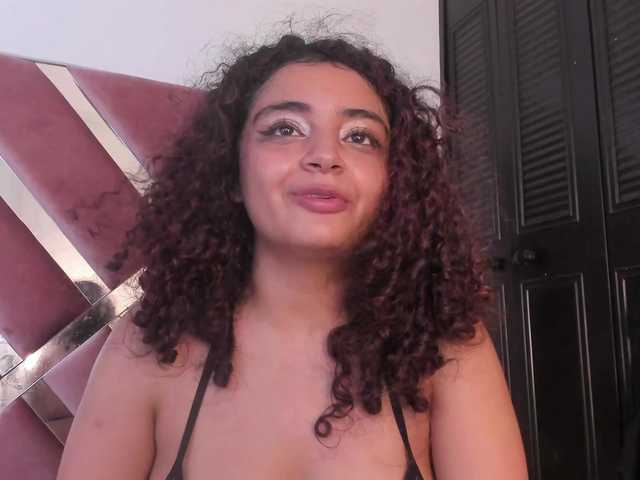 Dahlia-rossee live cam on BongaCams