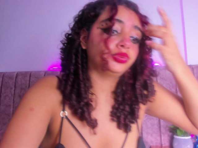 Dahlia-rossee live cam on BongaCams