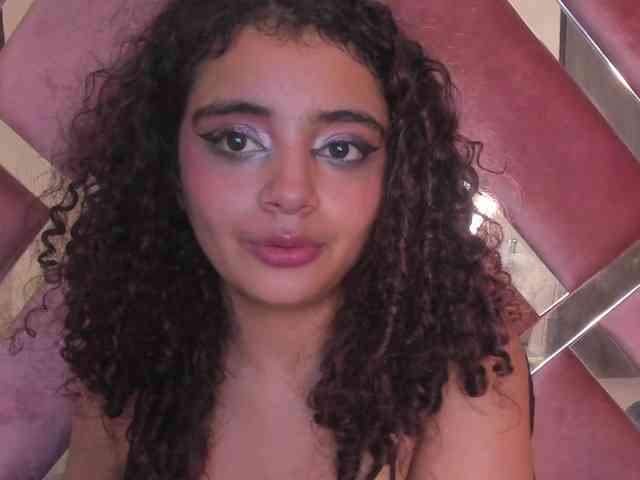 Dahlia-rossee webcam