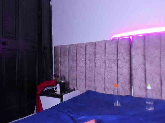 Dahlia-rossee webcam