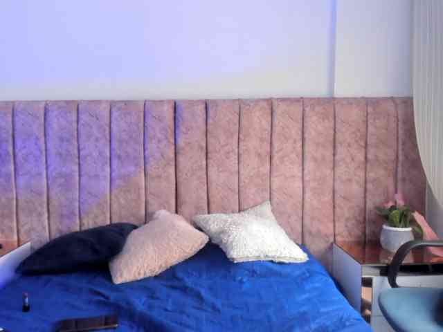 dahlia-rossee's live room
