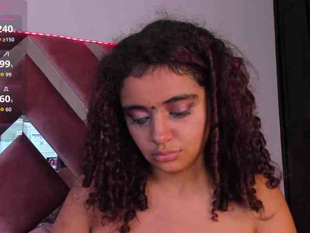 Dahlia-rossee webcam