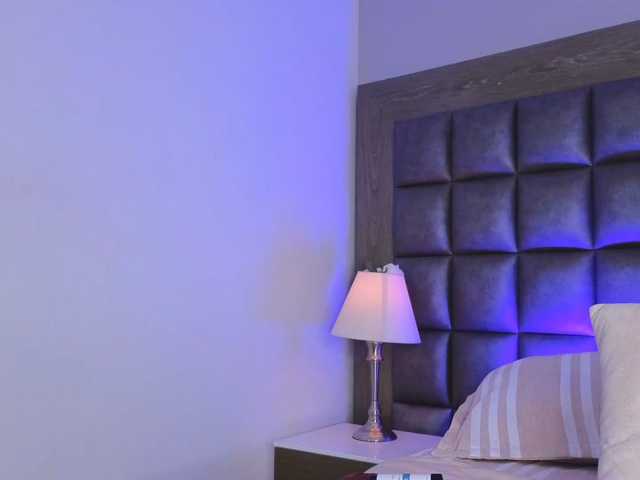EvaSterling, en vivo ahora en BongaCams
