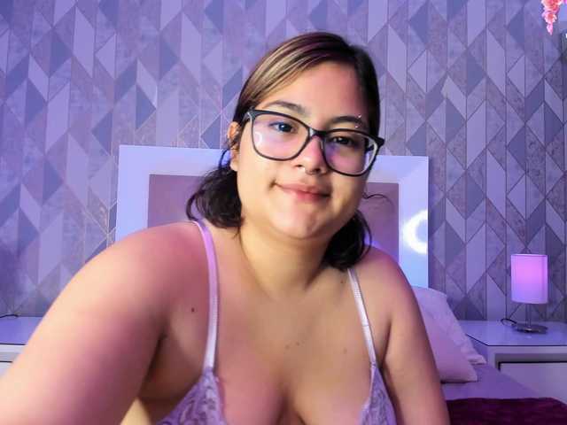 EvaSterling live cam on BongaCams