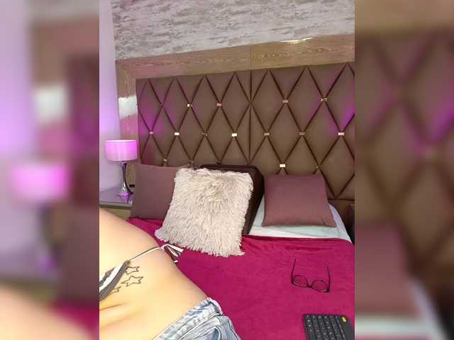 EvaSterling live cam on BongaCams