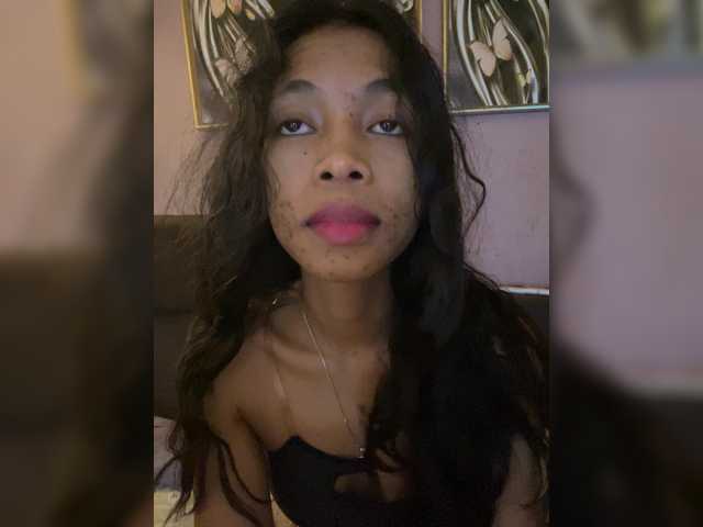 Profile and Statistics for Fortunatess on BongaCams