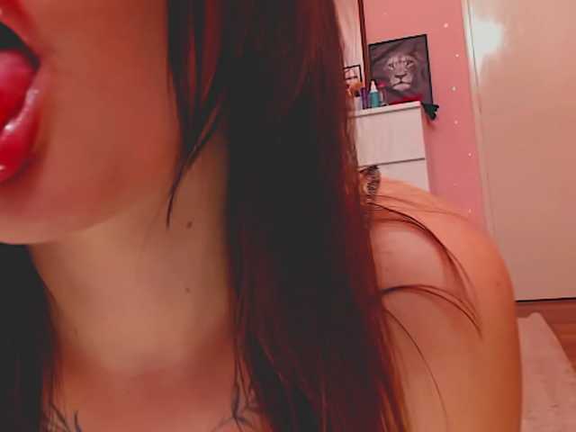 SweetLika live cam on BongaCams
