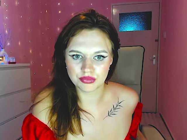 SweetLika live cam on BongaCams