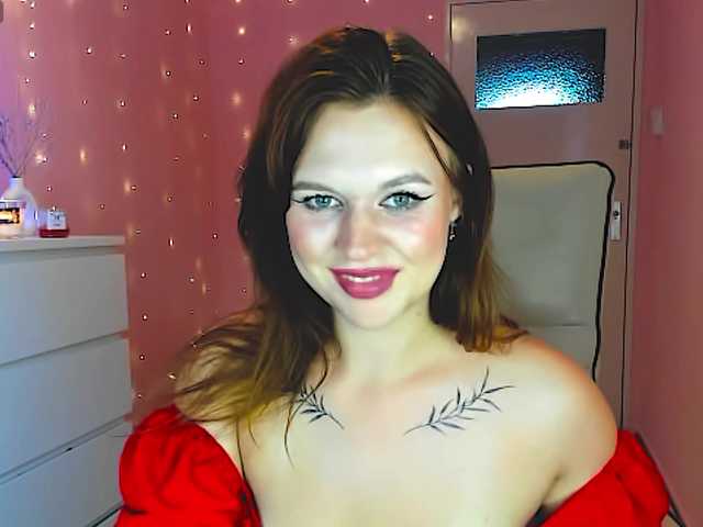 SweetLika live cam on BongaCams