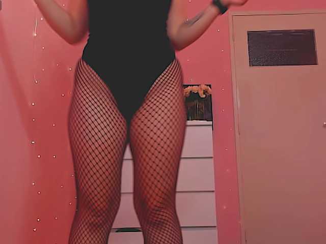 SweetLika live cam on BongaCams