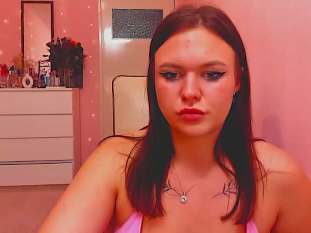 SweetLika live cam on BongaCams