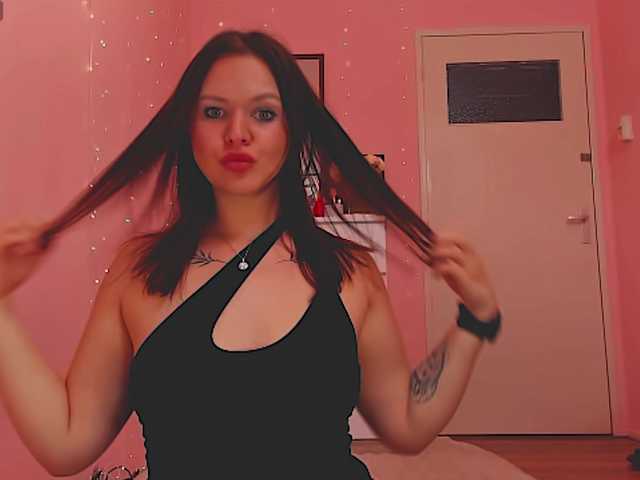 SweetLika live cam on BongaCams