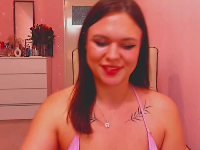 SweetLika live cam on BongaCams