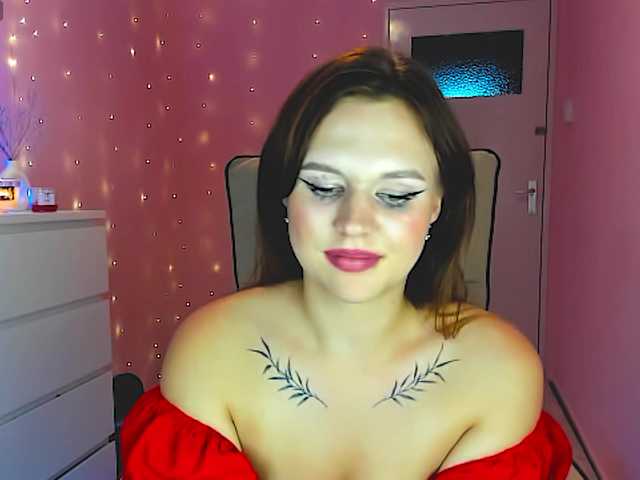 SweetLika live cam on BongaCams