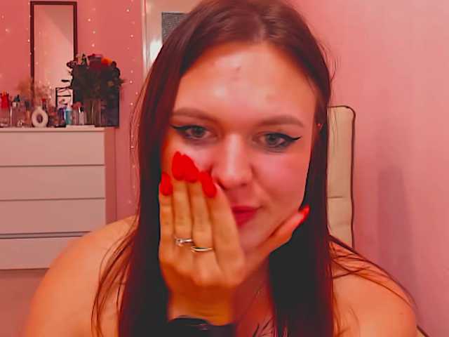 SweetLika live cam on BongaCams