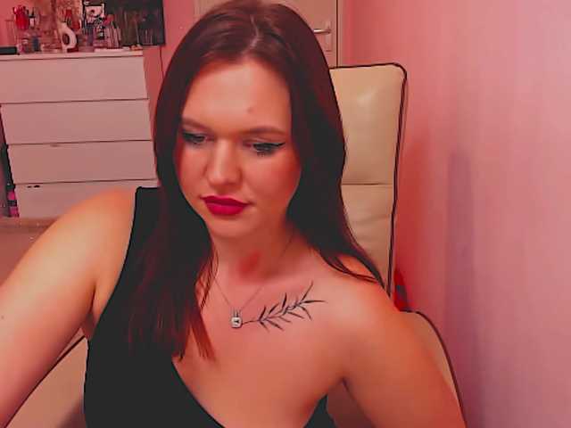 SweetLika live cam on BongaCams