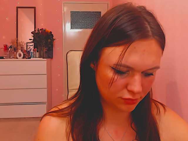 SweetLika live cam on BongaCams