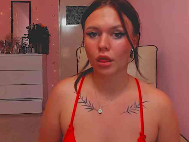 SweetLika's webcam live show