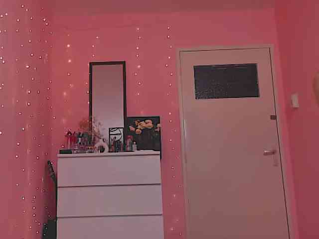SweetLika webcam