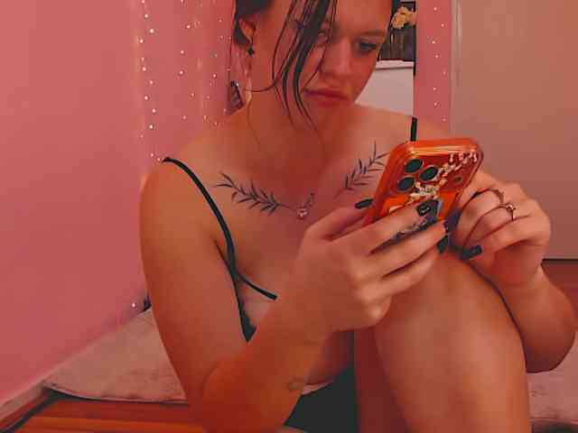 SweetLika webcam
